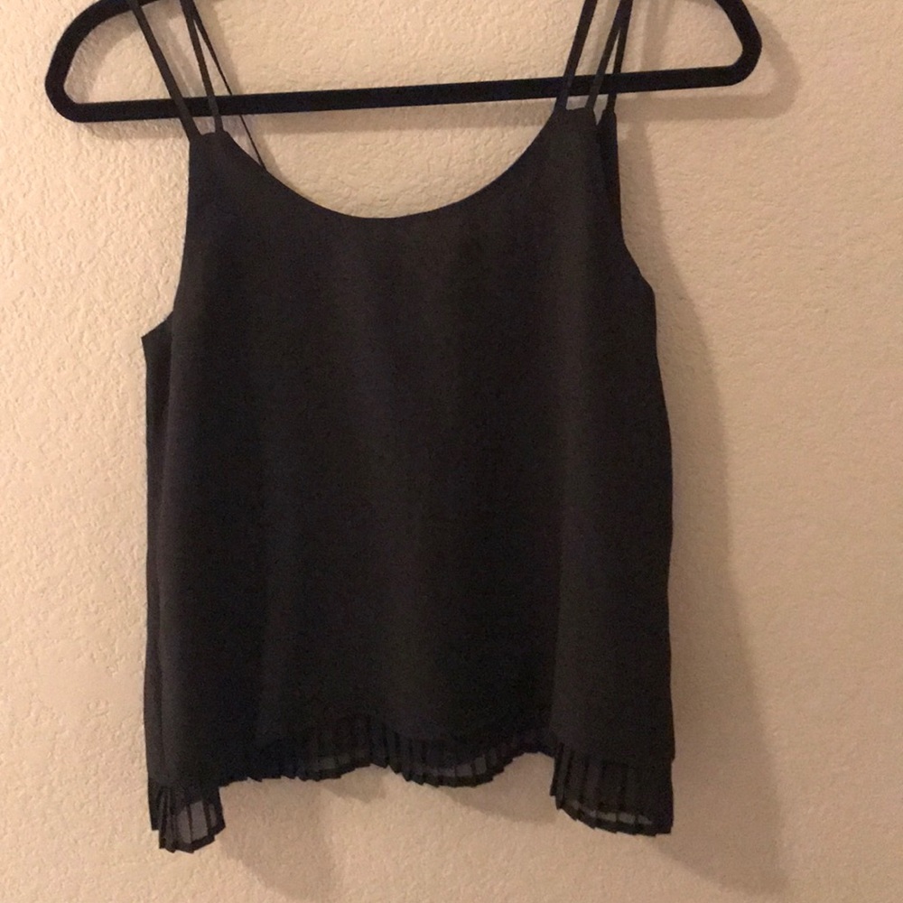 Olive & Oak black top